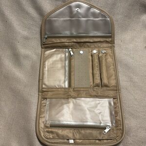 8 Other Reasons Jewelry Travel Bag
